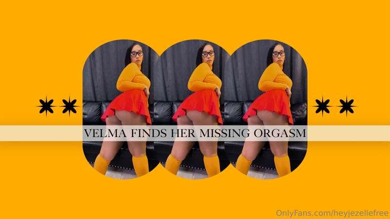 VELMA FINDS HER MISSING ORGASM 🔍 