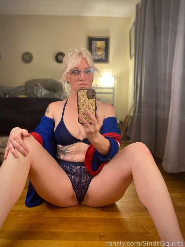 sindrisquirts image #1