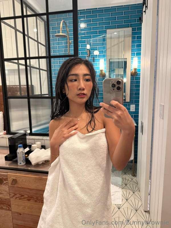 Still dripping want to help me dry off? 💦