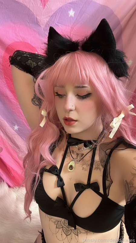 deadpixie image #0