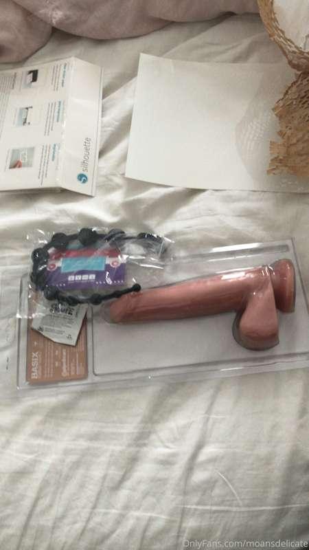 Something new just came in the mail :3 who wants to see me u..