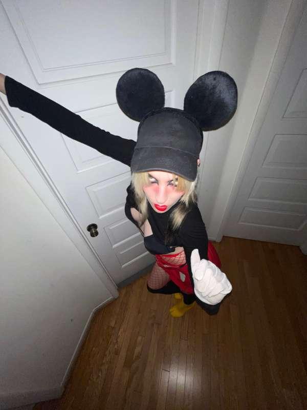 dorianelectra image #1