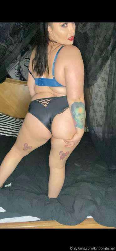 I’ll make your dick hard in public places just to watch you ..