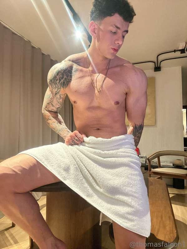 Do you like 1 or 2 ? 🥵🥴