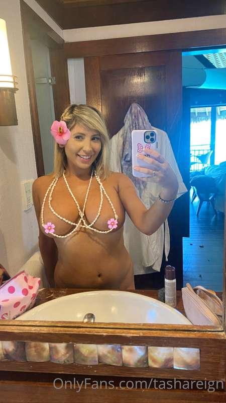 If you want to see the boy girl from this trip to Bora Bora…..