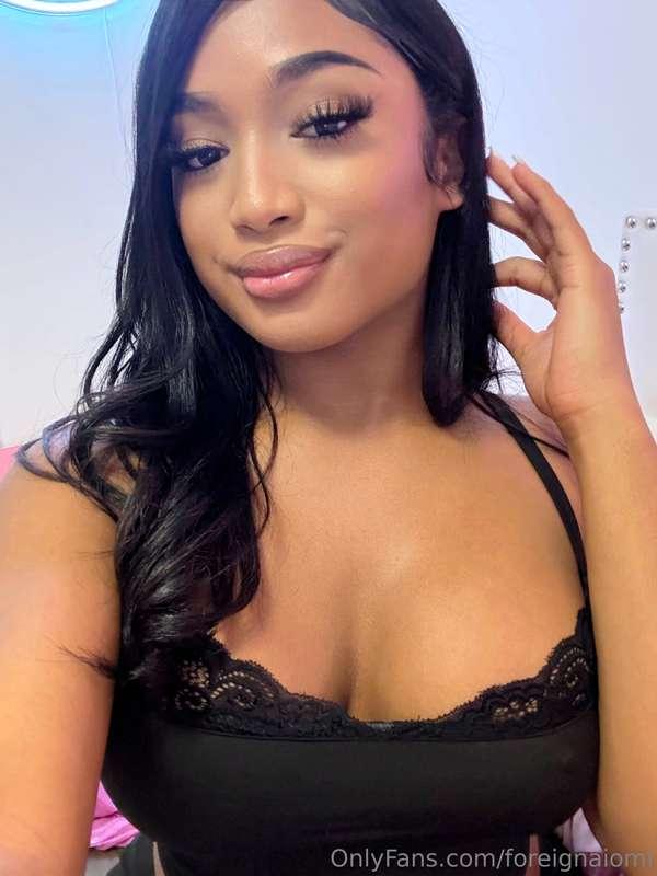 Selfie of the day should I go live this week ? Comment and l..
