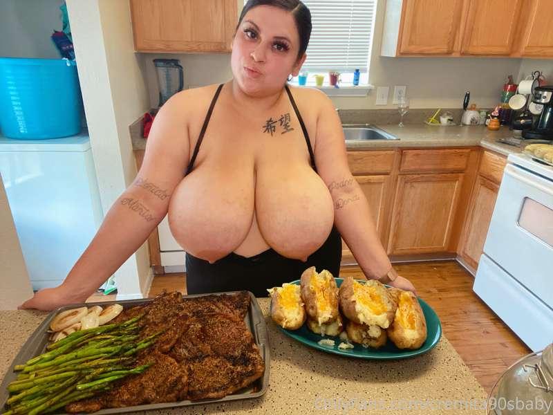 What you smashing first? 👀