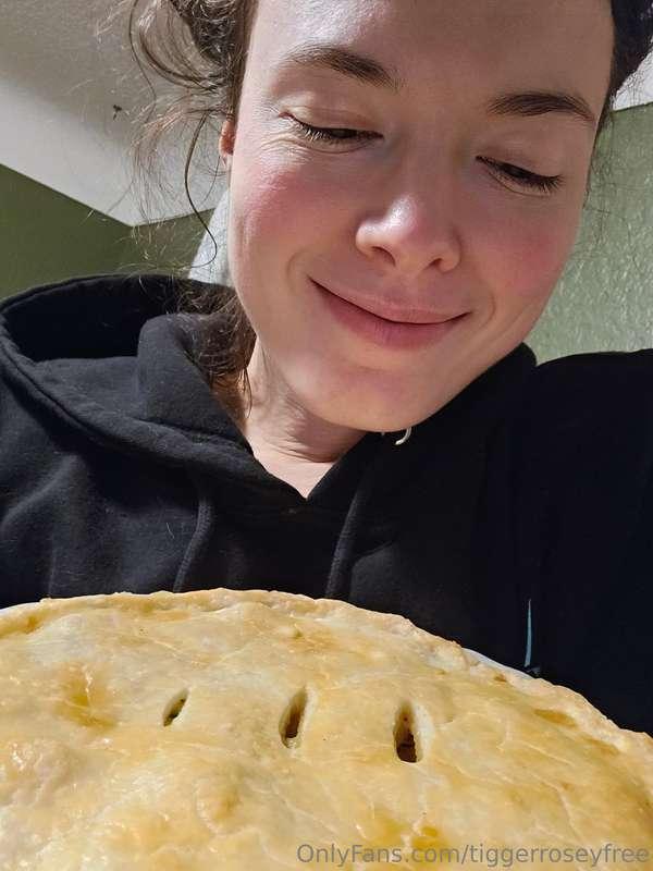 Had some chi ken pot pie. Mmmm