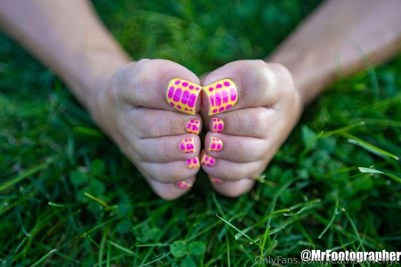 I love having my shoes off. Love feeling the ground under my..