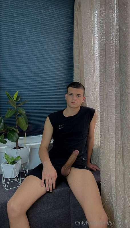 💫💫 25% DISCOUNT 💫💫

🚨XL boy @underyar his 🍆 is bigger than h..