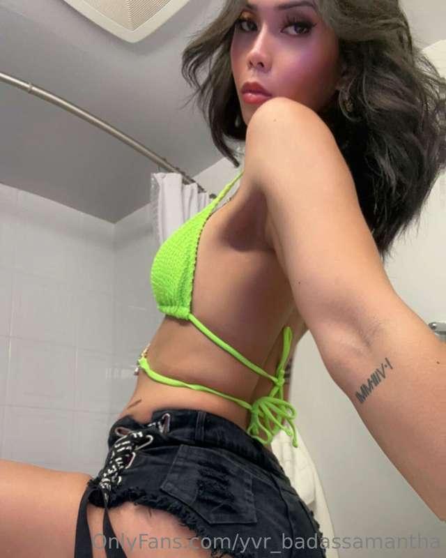 Good Morning Babes 💚 and Happy Monday! Hope y’all had a good..