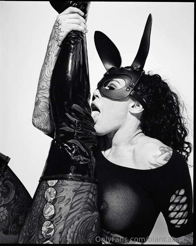 Staying at home solita and i feel like talking (sexy...) wan..