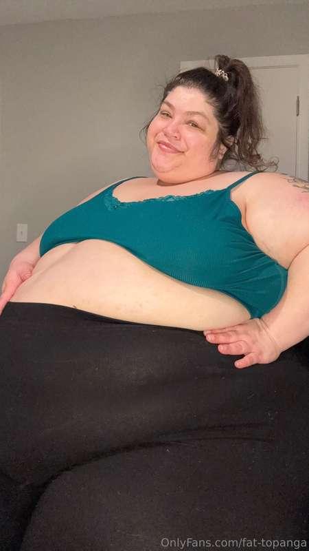 oooooof i was certainly stuffed after that delicious meal 🥘 ..