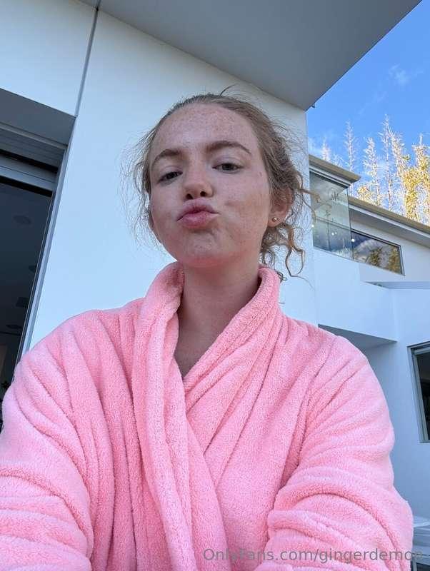 PRETTY IN PINK 