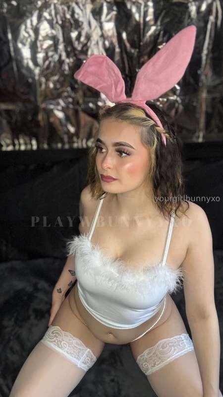 Subscribe to @playwbunnyyxo to unlock all my dirty secrets &..