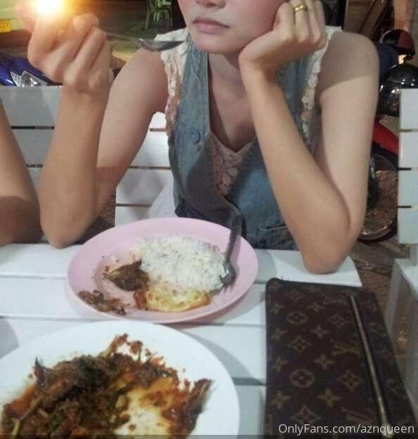 Foooood! yumyum😋