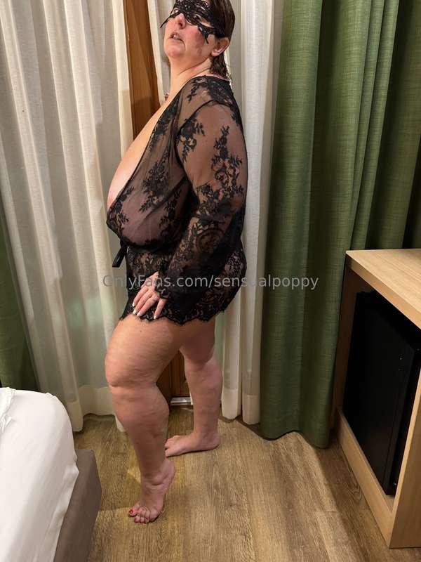 sensualpoppy image #1