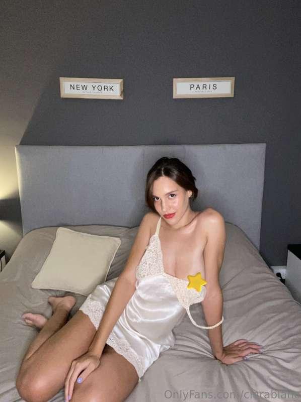 Your star target is right there.. No way your mouth couldn't..