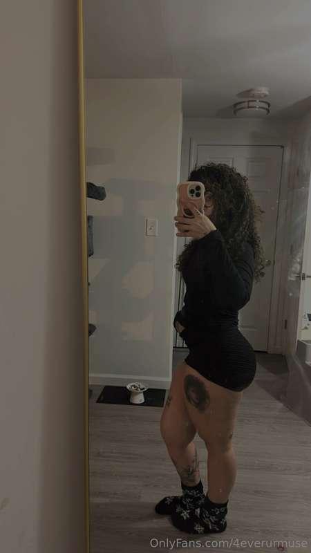 dm me 👀 i wanna talk