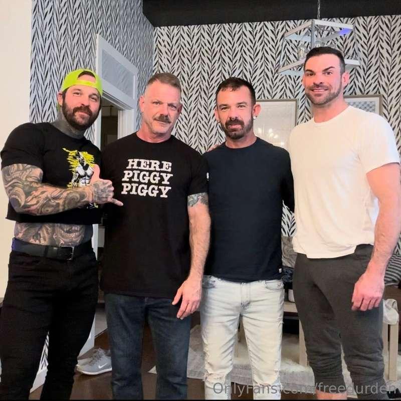 HOT 4SOME VIDEO We had us a guys night that involved kissing..