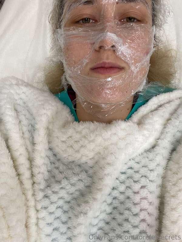 A little skin treatment🤭