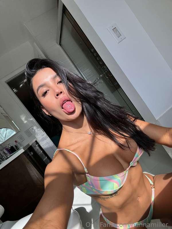 You know what I want in my mouth daddy 😏🤤💦