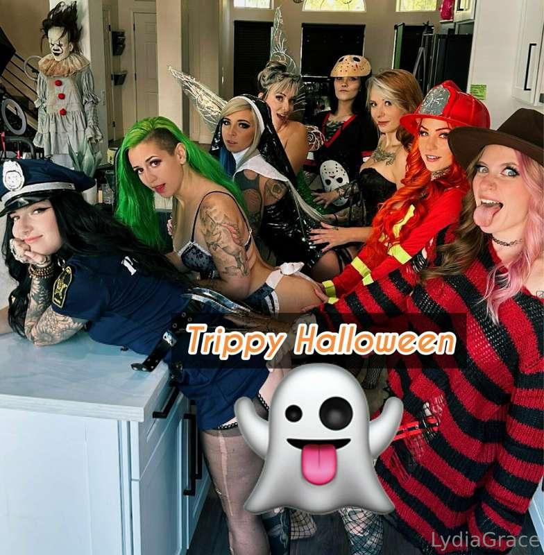 Halloween Orgy! If you missed this and want access, tip $35
..