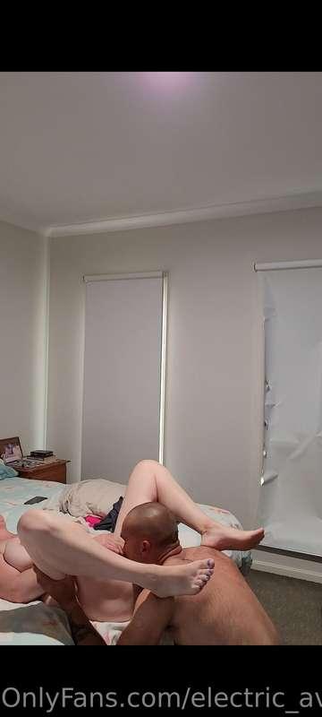 Eating her out