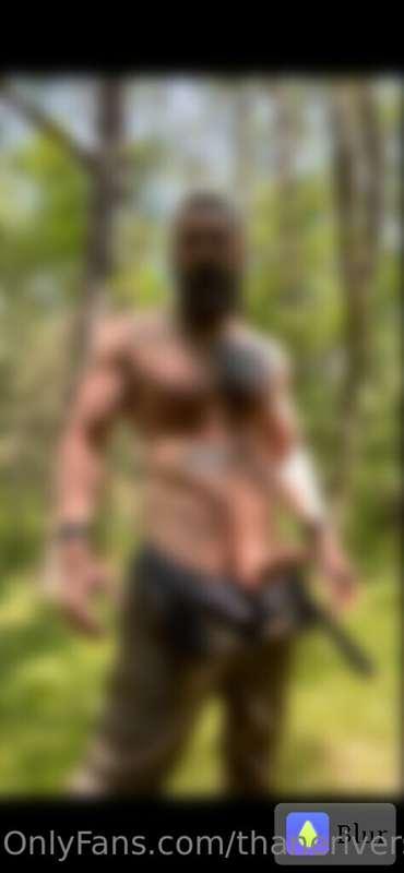 How about a little outside cock play.😉 Me, my rippling muscl..