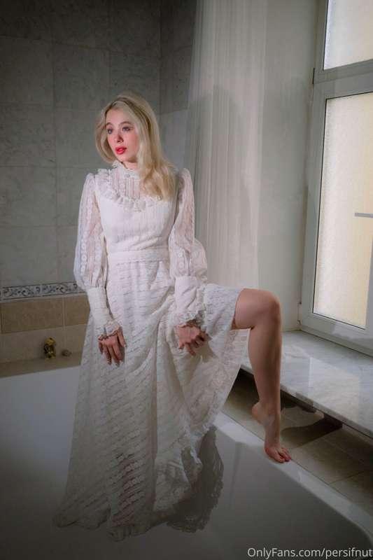 It became my favorite dress as you can see, I found it in my..