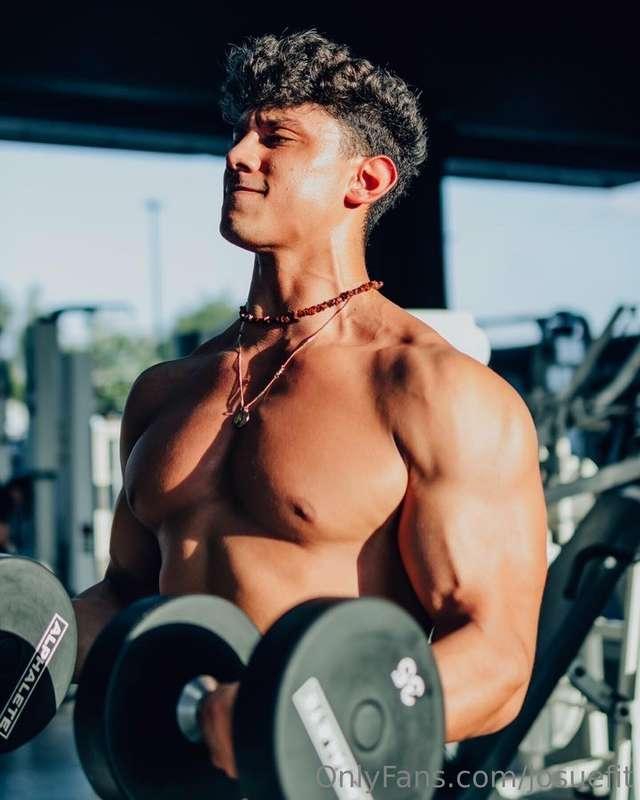 Are the Biceps getting bigger????