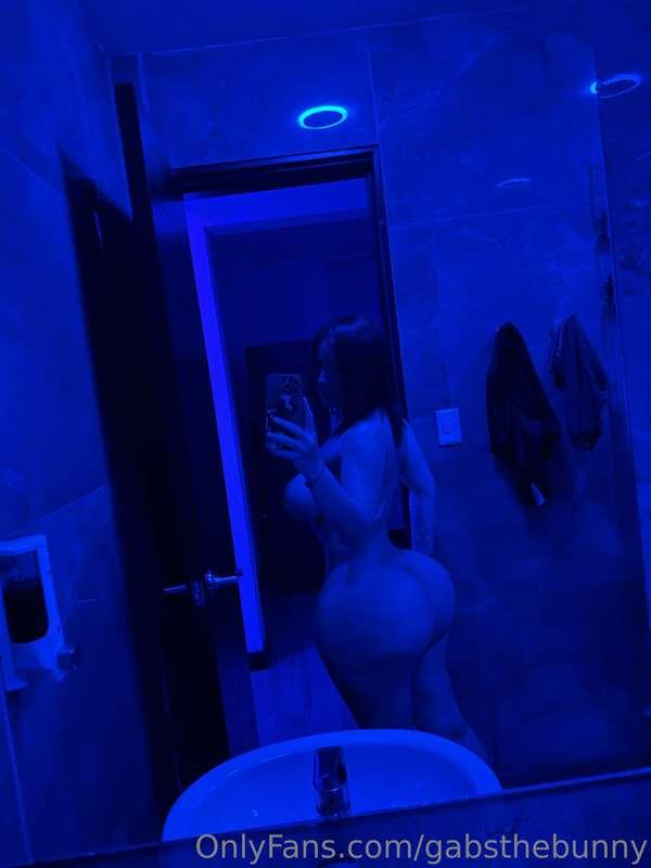 ¿Me acompañas en la ducha? 🤭