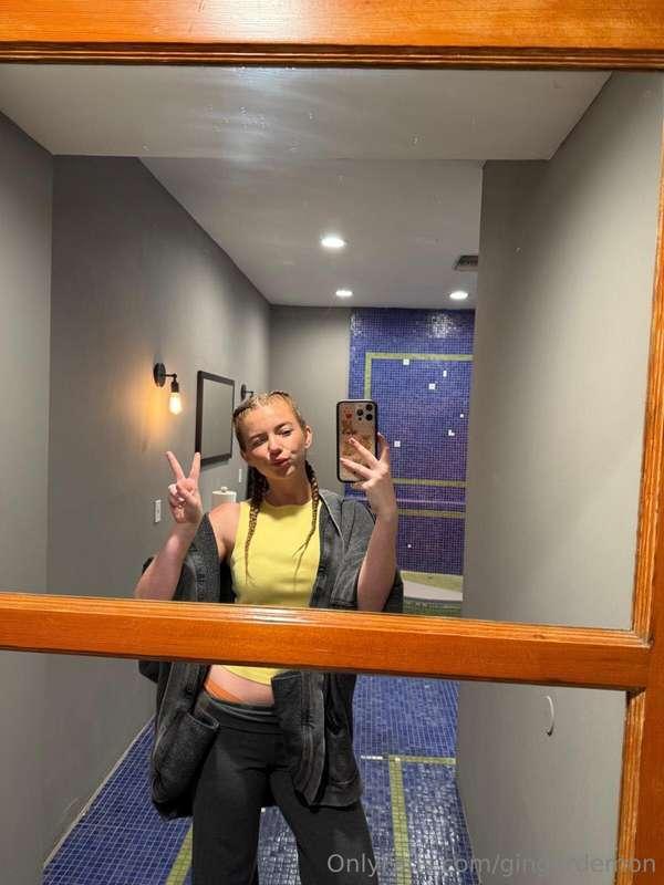 hiii!! say it back if you're around ;) 