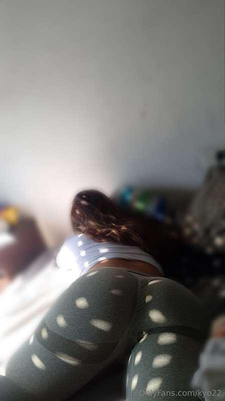 Hi love, good morning 🍑🔥 #booty #kyo