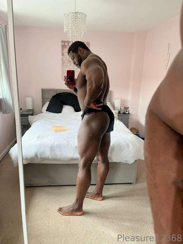 pleasure12368 image #1