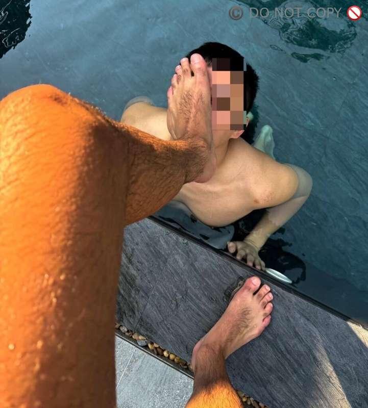 Wanna join me to the pool? 😈#malefeet #footmaster #footslave..