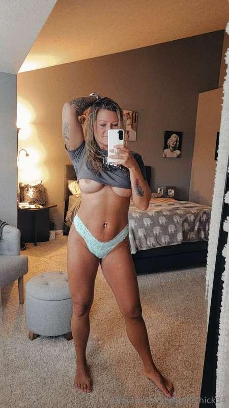 Happy Tittie Tuesday!  💋💋