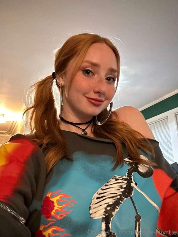 wanna know what $10 can do? send a tip for a sexy surprise!!..