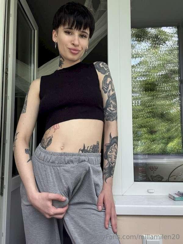 🐰 ***MISTRESS IS LOOKING FOR AN OBEDIENT BOY*** 🤫@koly_moly ..