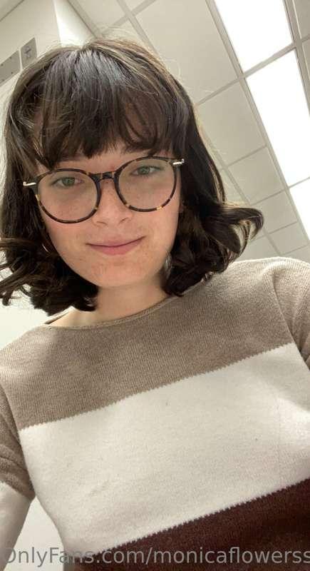 Do u like boobs under sweaters?
