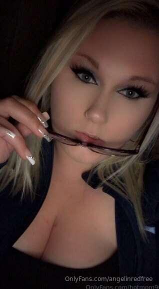 🖤 Hey Babe, I’m Dye 🖤 28, F, BBW, bisexual⭐️🤑Free 2 Follow🤑⭐..