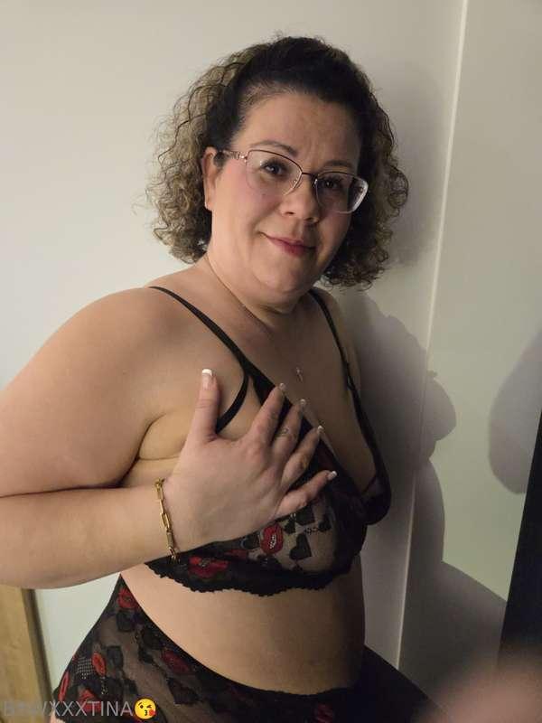 Feel free to tip to treat me 🥰