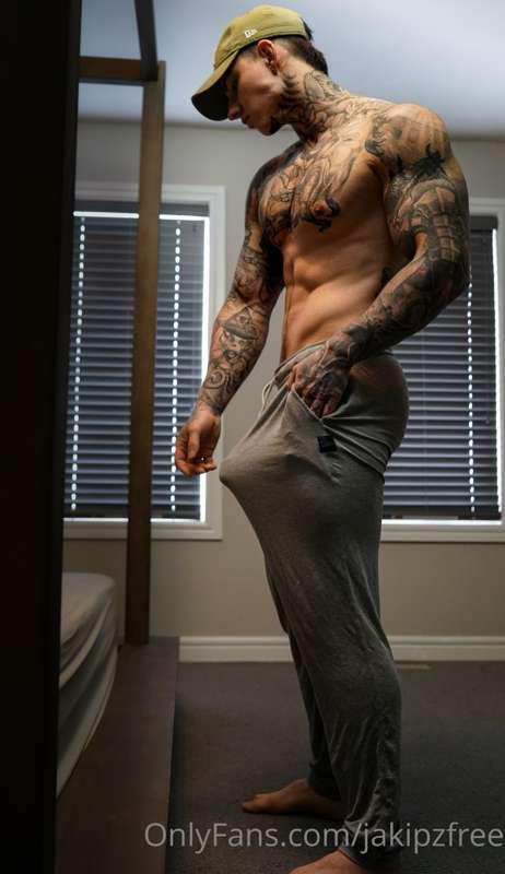 If we're hanging out & I'm in grey sweats..
Please don't get..