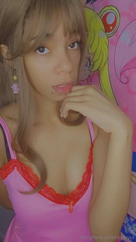 Is it nap time? I like to be fully naked when I nap especial..