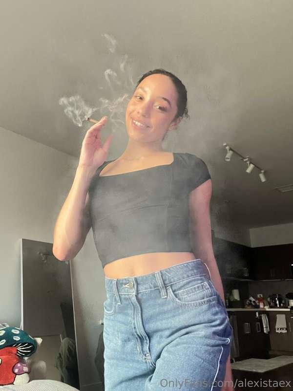 lil tease 💗