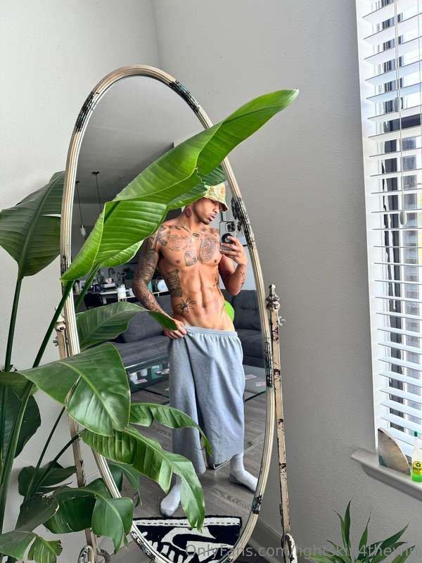 Looking for more? Slide through, babe ➡️📥