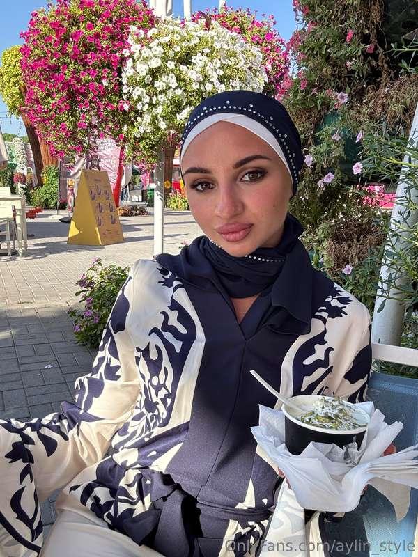 🌿 A normal day with a blessing Today, between Fajr and break..