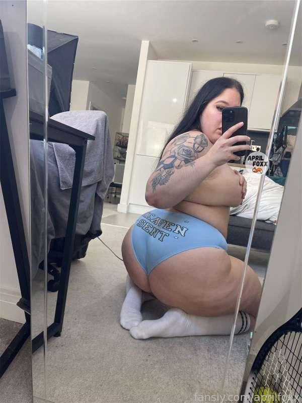 aprilfoxx image #0