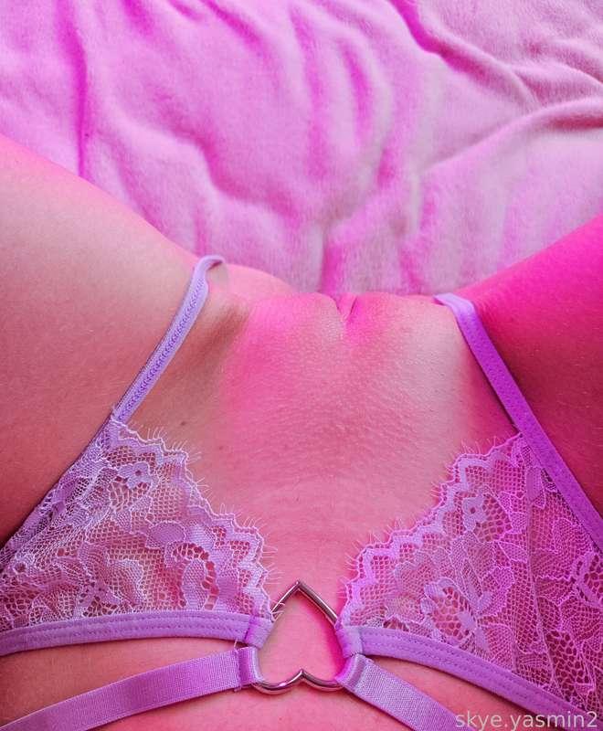 skye_yasmin2 image #0