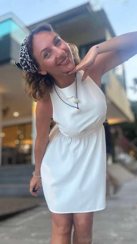 krisswife image #1